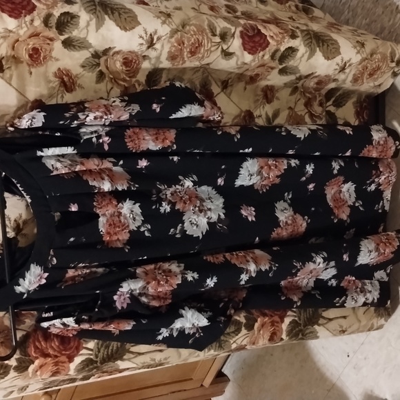 AUW plus size dress - Picture 1 of 9